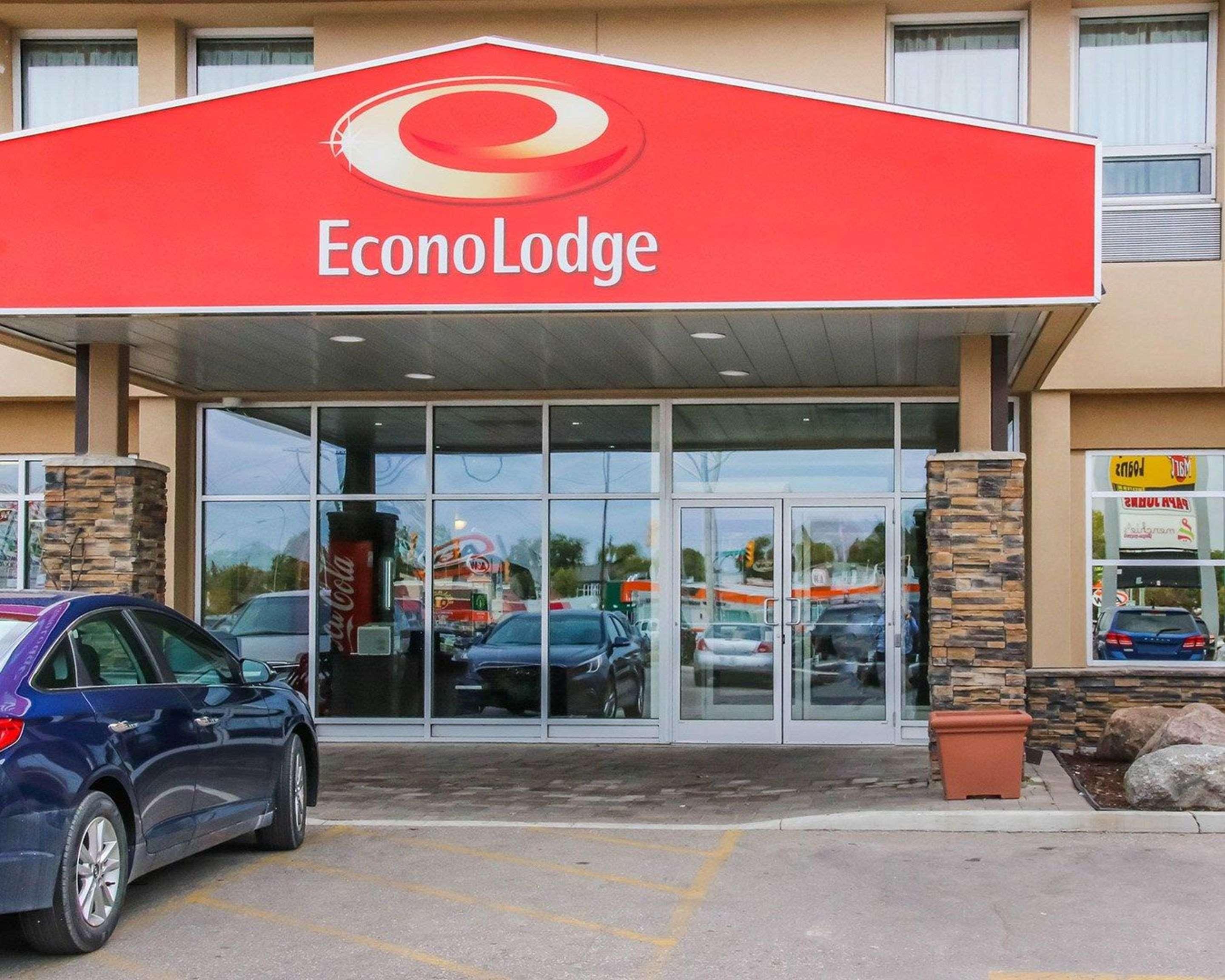 Econo Lodge Winnipeg Exterior photo