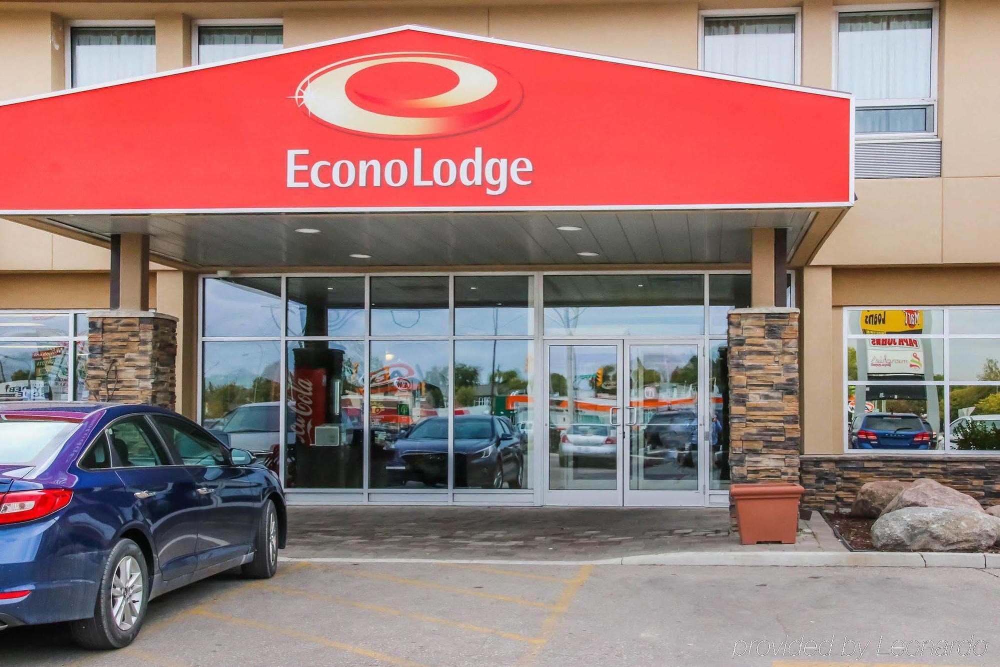 Econo Lodge Winnipeg Exterior photo